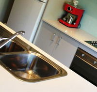 Canberra Furnished Accommodation - Lightning Ridge Tourism