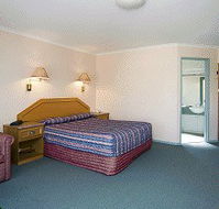 Thunderbird Motel - Lightning Ridge Tourism