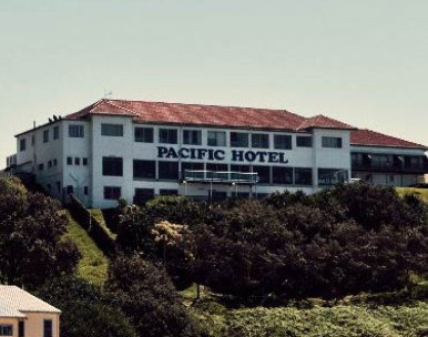 Pacific Hotel Yamba - Lightning Ridge Tourism 0