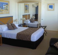 Surf Motel - Lightning Ridge Tourism