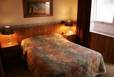 Astor Inn Hotel - Lightning Ridge Tourism