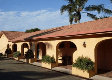 Costa Rica Resort Motel - Lightning Ridge Tourism