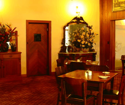 Monarch Motel Hotel - Lightning Ridge Tourism 2