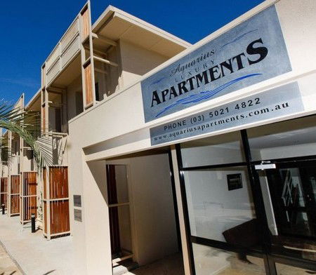 Aquarius Apartments - Lightning Ridge Tourism 3