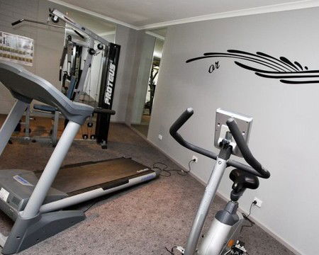 Aquarius Apartments - Lightning Ridge Tourism 4