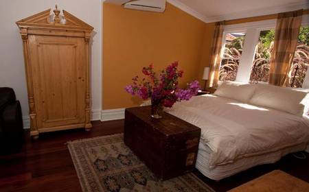 Earlsferry House Bed & Breakfast - Lightning Ridge Tourism 1