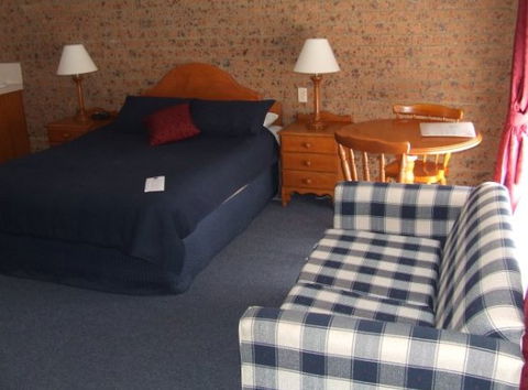 Swaggers Motor Inn, Yass - Lightning Ridge Tourism 3