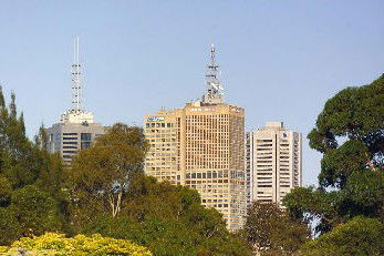 Central Melbourne Accommodation - Lightning Ridge Tourism 1