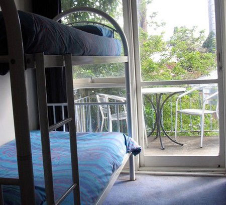 Central Melbourne Accommodation - Lightning Ridge Tourism 2