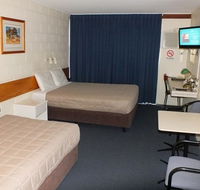 Central Motel - Lightning Ridge Tourism