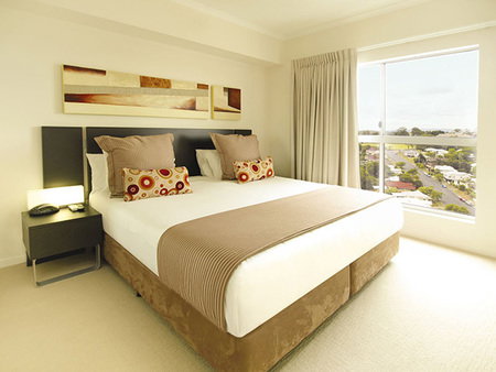 Oaks Aspire Apartments - Lightning Ridge Tourism 0