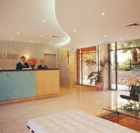 Medina Executive Coogee - Lightning Ridge Tourism