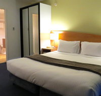 Waldorf Apartment Hotel - Lightning Ridge Tourism