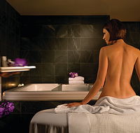 Four Seasons Hotel Sydney Spa - Lightning Ridge Tourism