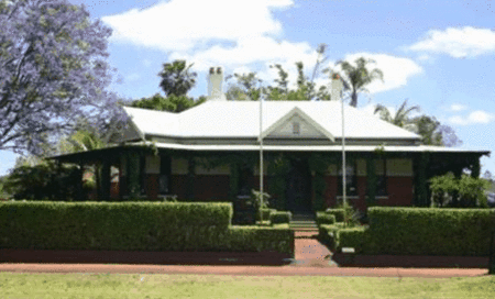 Halliday House Heritage Centre - Lightning Ridge Tourism 1
