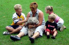 Birdland Animal Park - Lightning Ridge Tourism 1