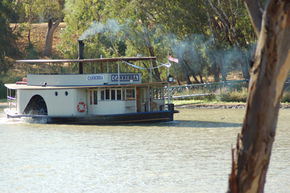 Emmylou Paddle Steamer - Lightning Ridge Tourism 3