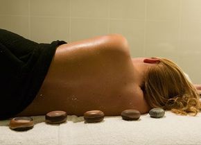 Q1 Spa - Gold Coast - Lightning Ridge Tourism 0