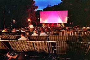 Deckchair Cinema - Lightning Ridge Tourism 2