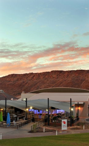 Lasseters Hotel Alice Springs - Lightning Ridge Tourism 2
