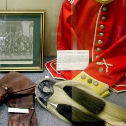 Queensland Military Memorial Museum - Lightning Ridge Tourism 1