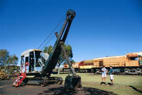  Lightning Ridge Tourism