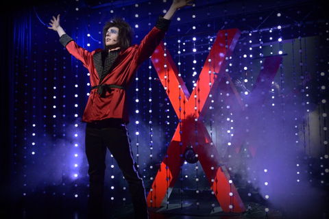 Draculas Cabaret Restaurant - Lightning Ridge Tourism 3