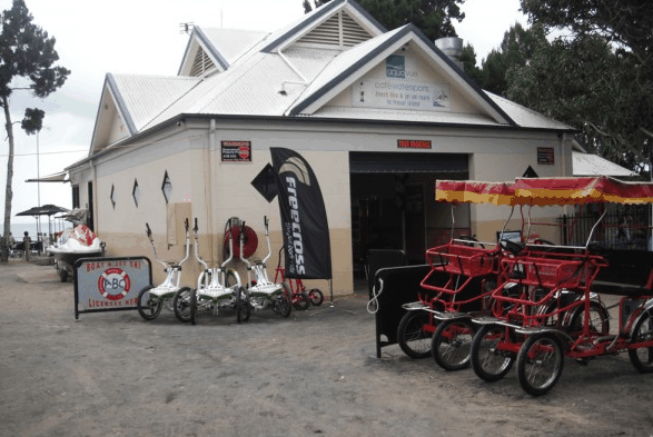 Aquavue Cafe Watersports - Lightning Ridge Tourism 3