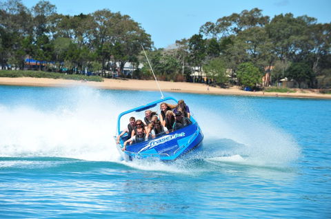 Aquavue Cafe Watersports - Lightning Ridge Tourism 11