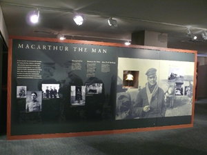 MacArthur Museum - Lightning Ridge Tourism 1