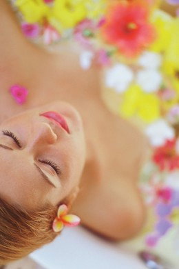 Spa On Brougham - Lightning Ridge Tourism 5