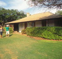 Russ Cottage - Lightning Ridge Tourism