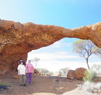 London Bridge - Lightning Ridge Tourism