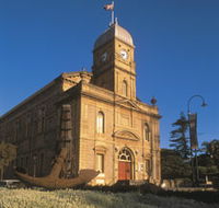 The Albany Town Hall - Lightning Ridge Tourism