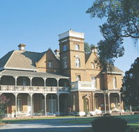 Woodbridge - Lightning Ridge Tourism