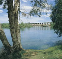 Diversion Dam - Lightning Ridge Tourism