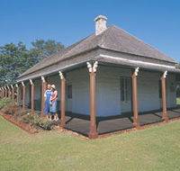 Wonnerup House and Old School - Lightning Ridge Tourism