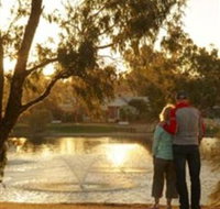 Bernard Park - Lightning Ridge Tourism