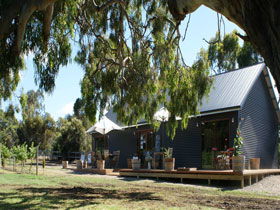 No. 58 Cellar Door & Gallery - Lightning Ridge Tourism 0