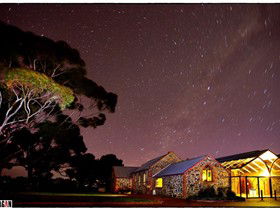 Chapel Hill Winery - Lightning Ridge Tourism 0