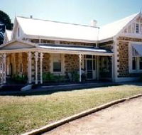 The Pines Loxton Historic House and Garden - Lightning Ridge Tourism