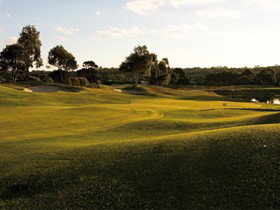 McCracken Country Club Golf Course - Lightning Ridge Tourism 0