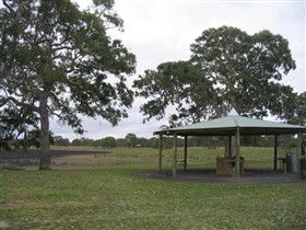 Greenrise Recreational Reserve - Lightning Ridge Tourism 0