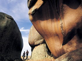 Streaky Bay SA Lightning Ridge Tourism