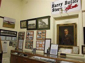 Minlaton Museum - Lightning Ridge Tourism 0