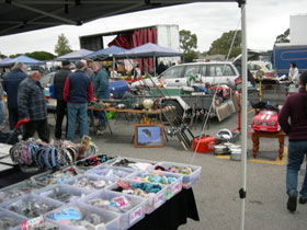 Gepps Cross Treasure Market - Lightning Ridge Tourism 0