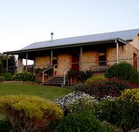 Tim Gramp Wines - Lightning Ridge Tourism