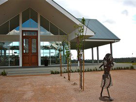 ArtWine Cellar Door - Lightning Ridge Tourism 0