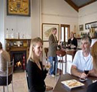 Stringy Brae of Sevenhill - Lightning Ridge Tourism