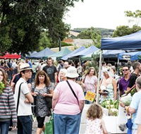Willunga Farmers' Market - Lightning Ridge Tourism